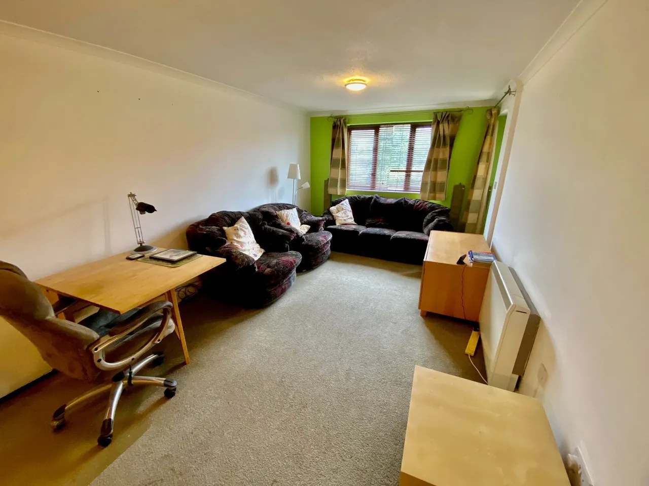 2 bed flat to rent, Henry Bird Way, NN4
