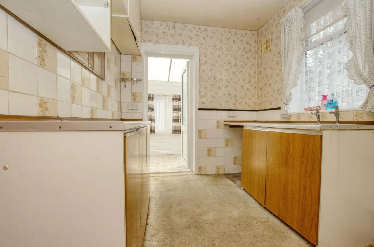 Avon Road, Midanbury, Southampton, SO18 4FR, photo 4