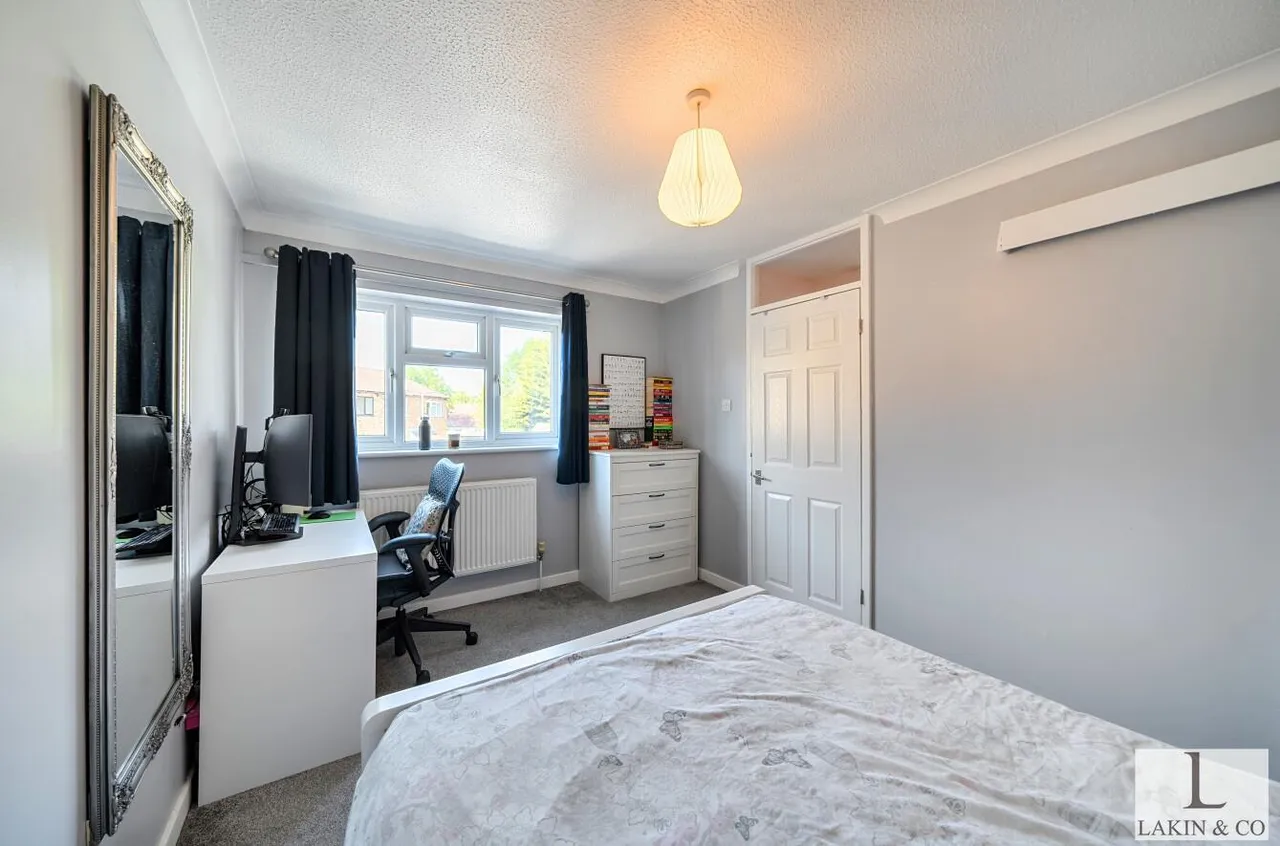 Rushes Mead, Uxbridge, UB8 2SZ, photo 4