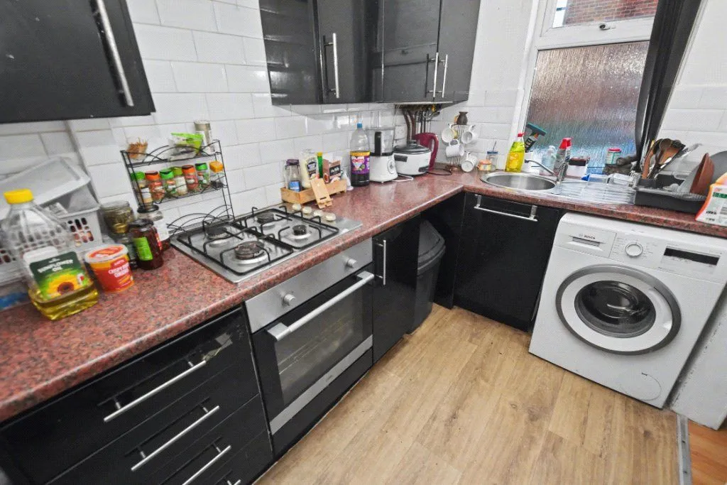 Aberdeen Road, Leeds, LS12, photo 3