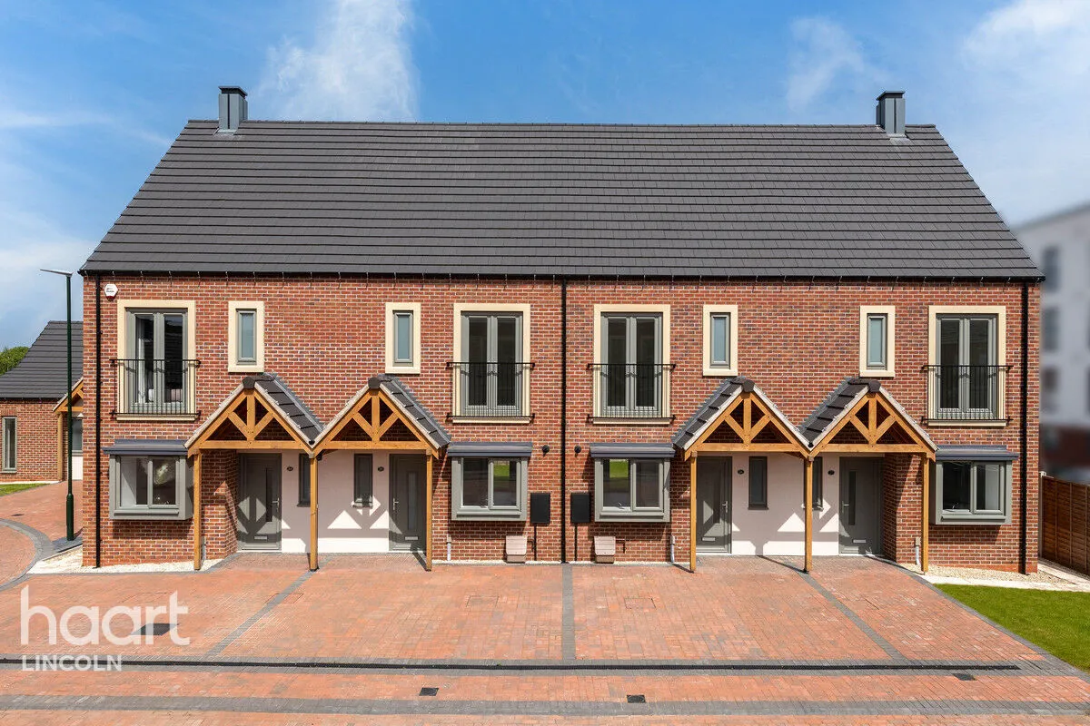 3 bed house for sale, Kings Park Village, Scartho Top, DN33