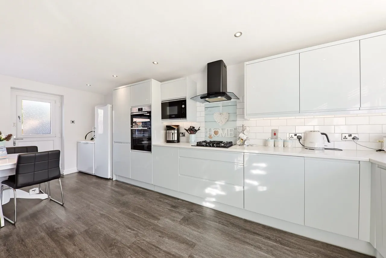 Priory Road, Featherstone, WF7, photo 3