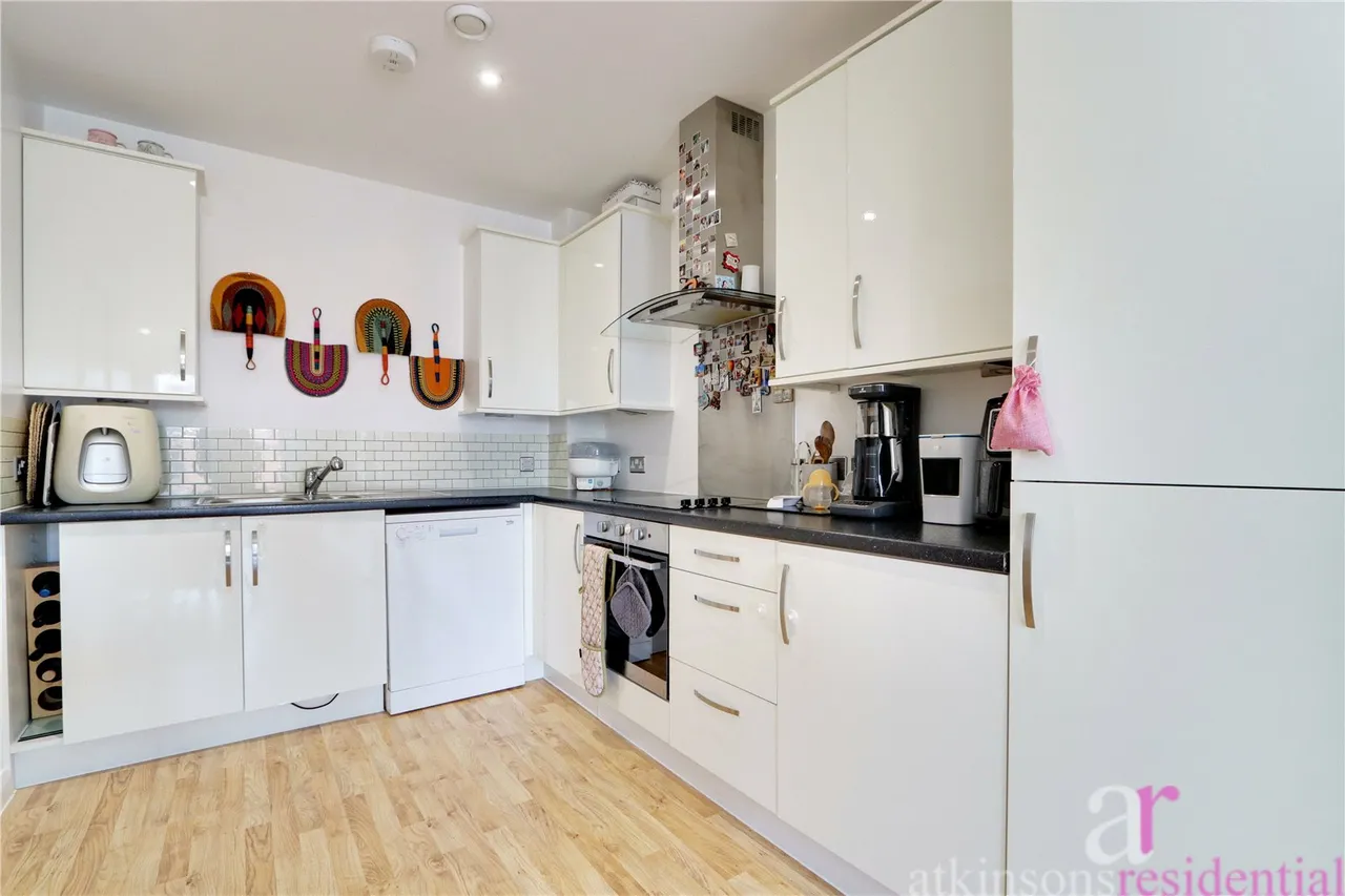 Melling Drive, Enfield, Middlesex, EN1 4DN, photo 7