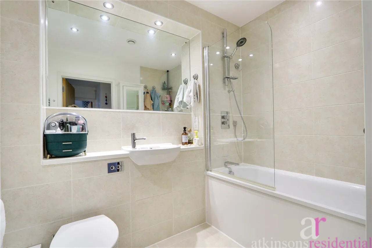 Melling Drive, Enfield, Middlesex, EN1 4DN, photo 9