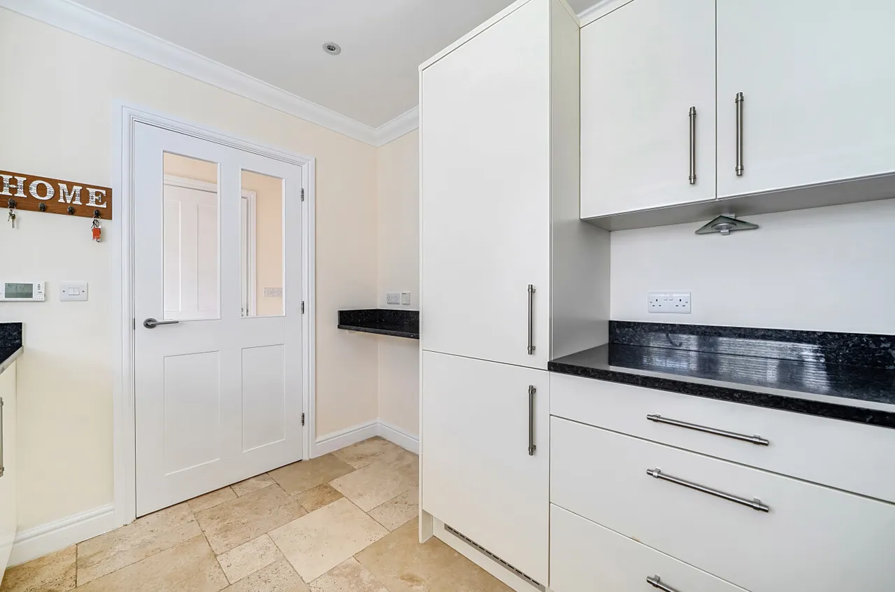 Rose Street, Wokingham, RG40, photo 12