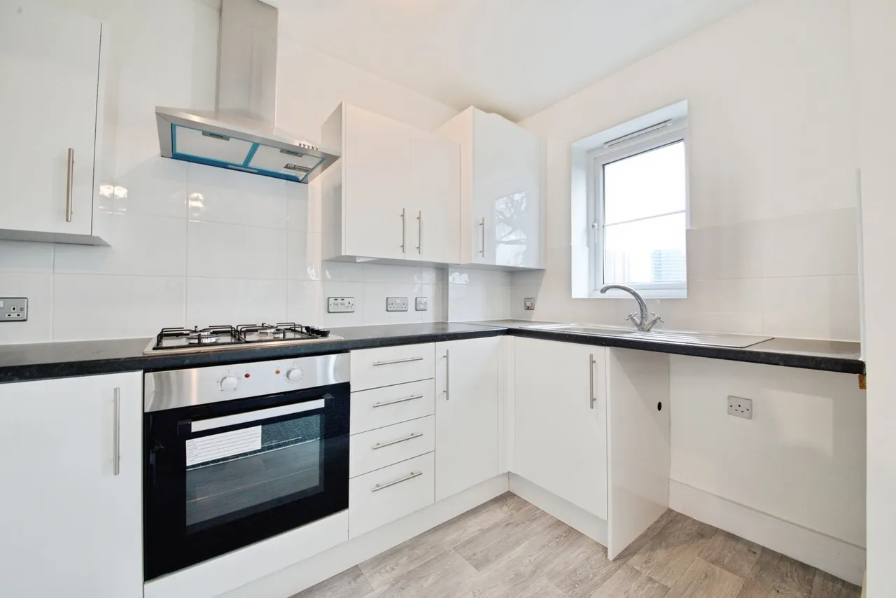 Romside Place, Romford, RM7, photo 10