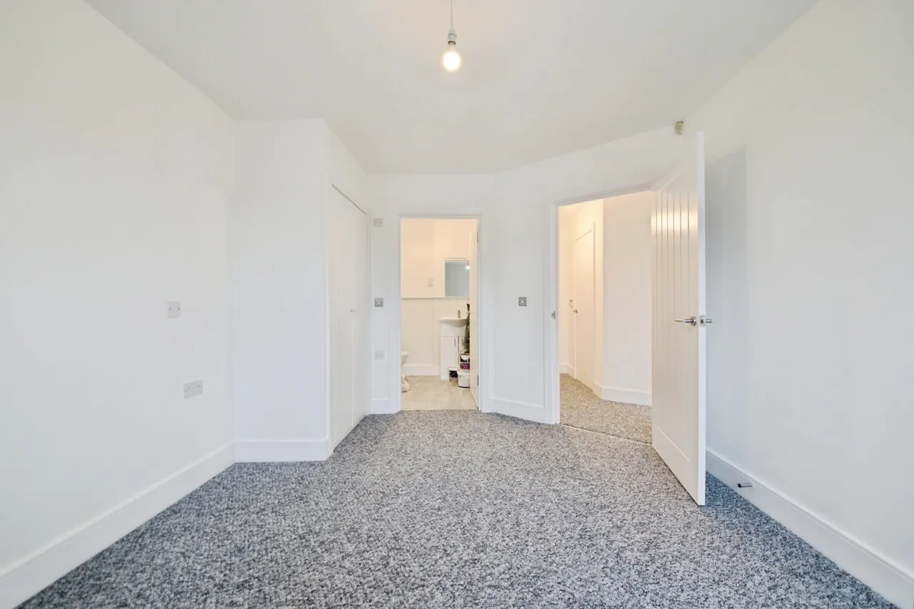 Romside Place, Romford, RM7, photo 11