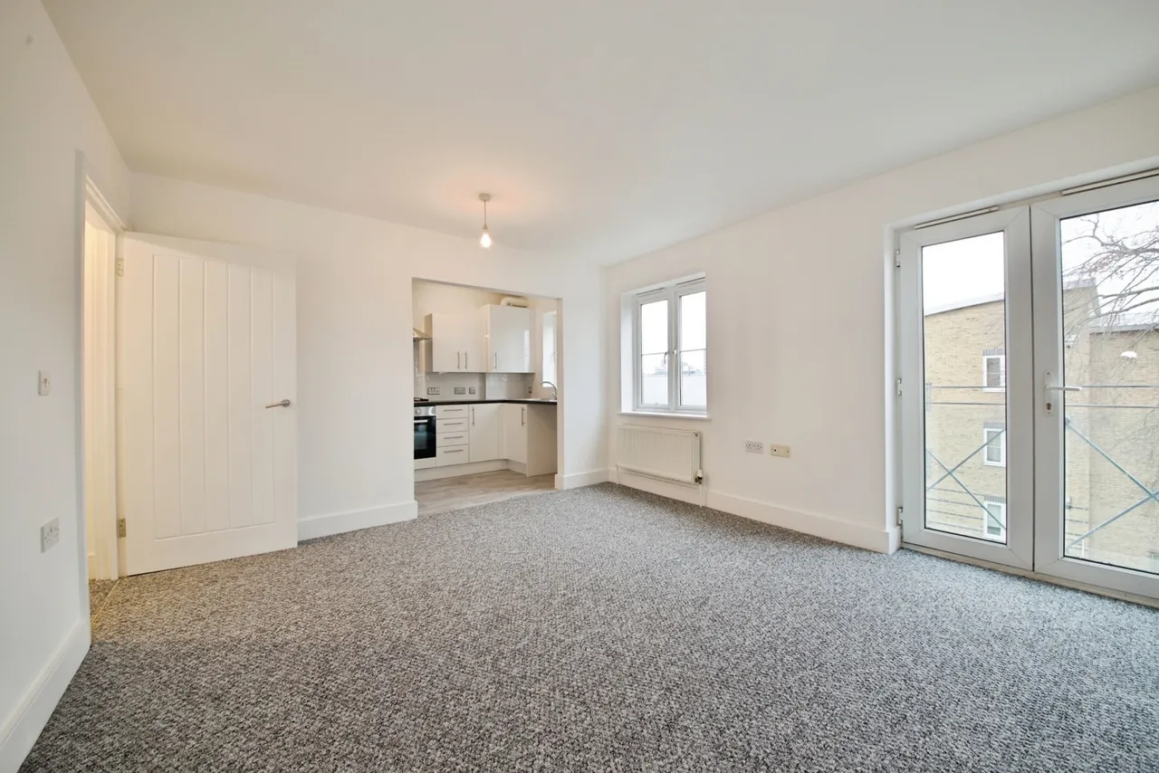 Romside Place, Romford, RM7, photo 9
