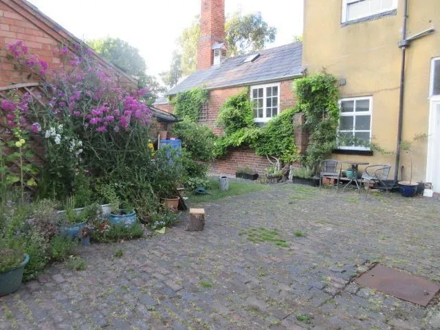 Elmdon Grange, Solihull, B92, photo 9