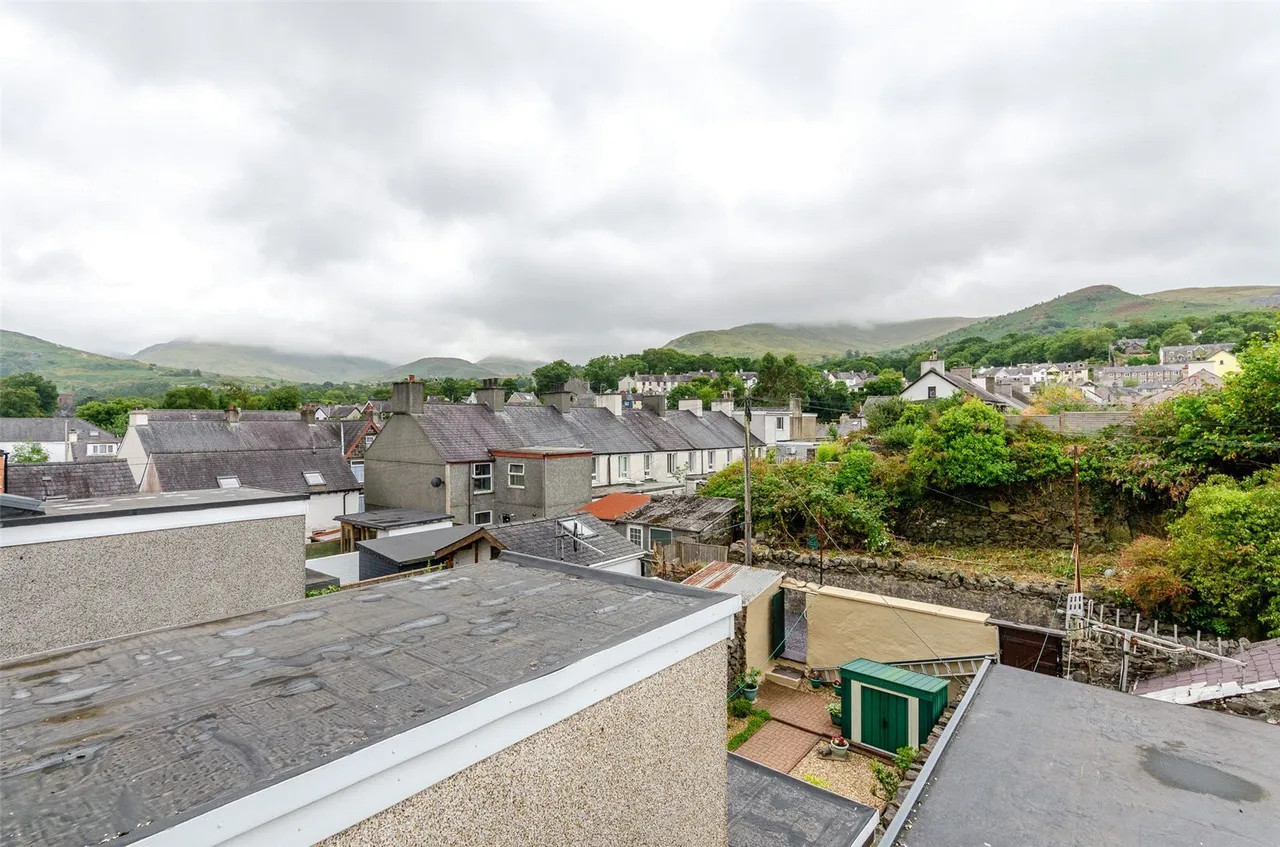 High Street, Llanberis, photo 8