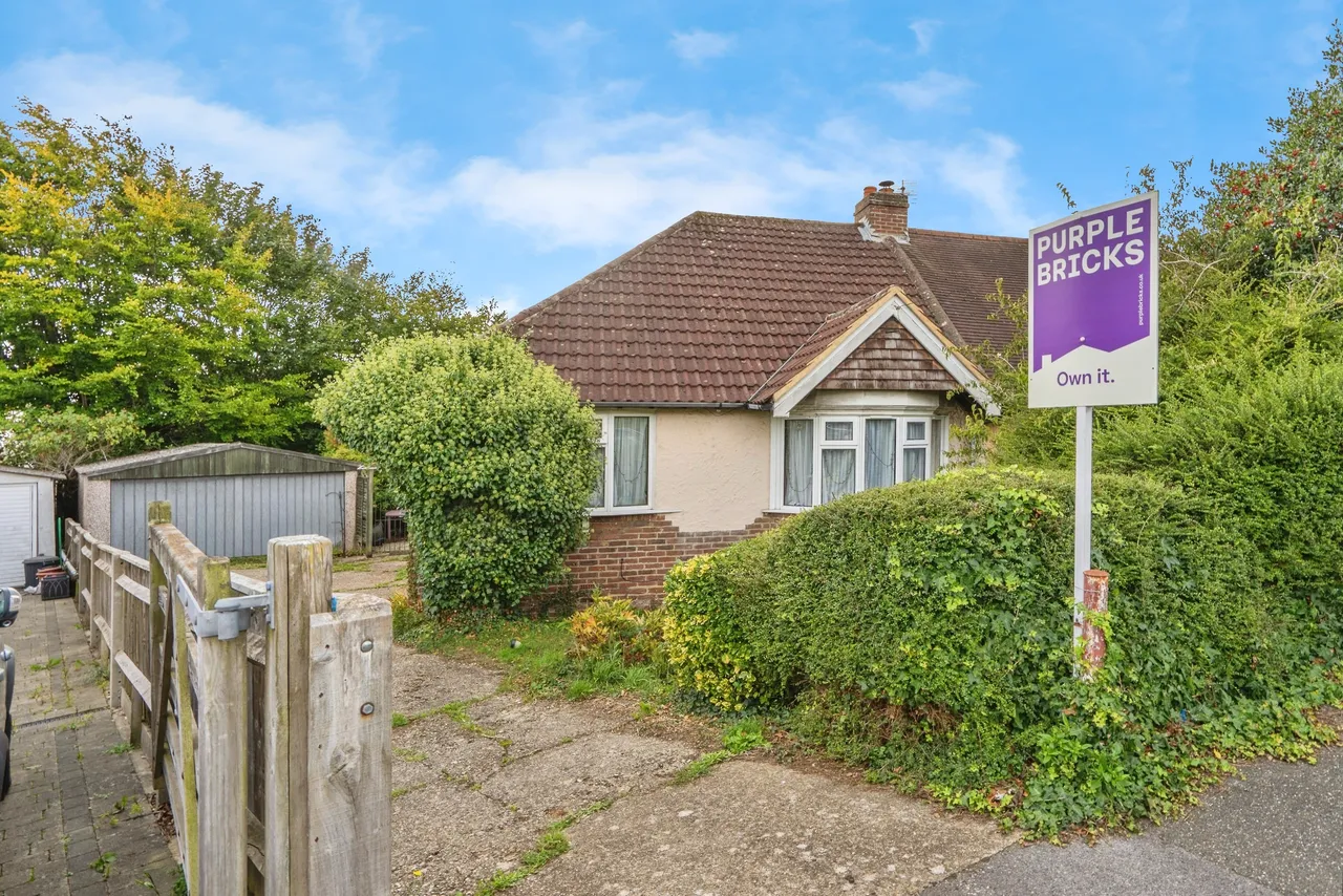 2 bed house for sale, Edward Grove, Portchester, PO16