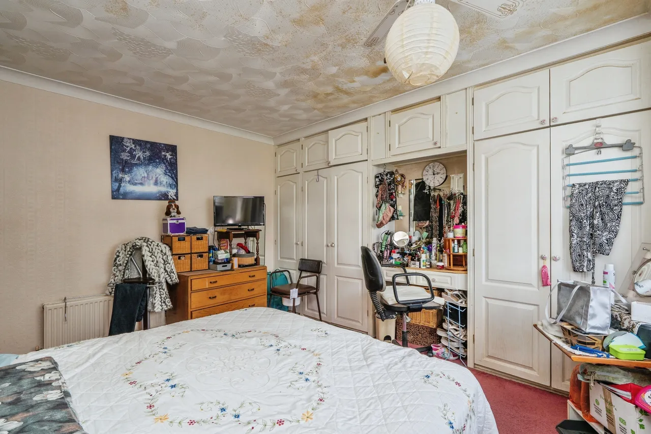 Edward Grove, Portchester, PO16, photo 14