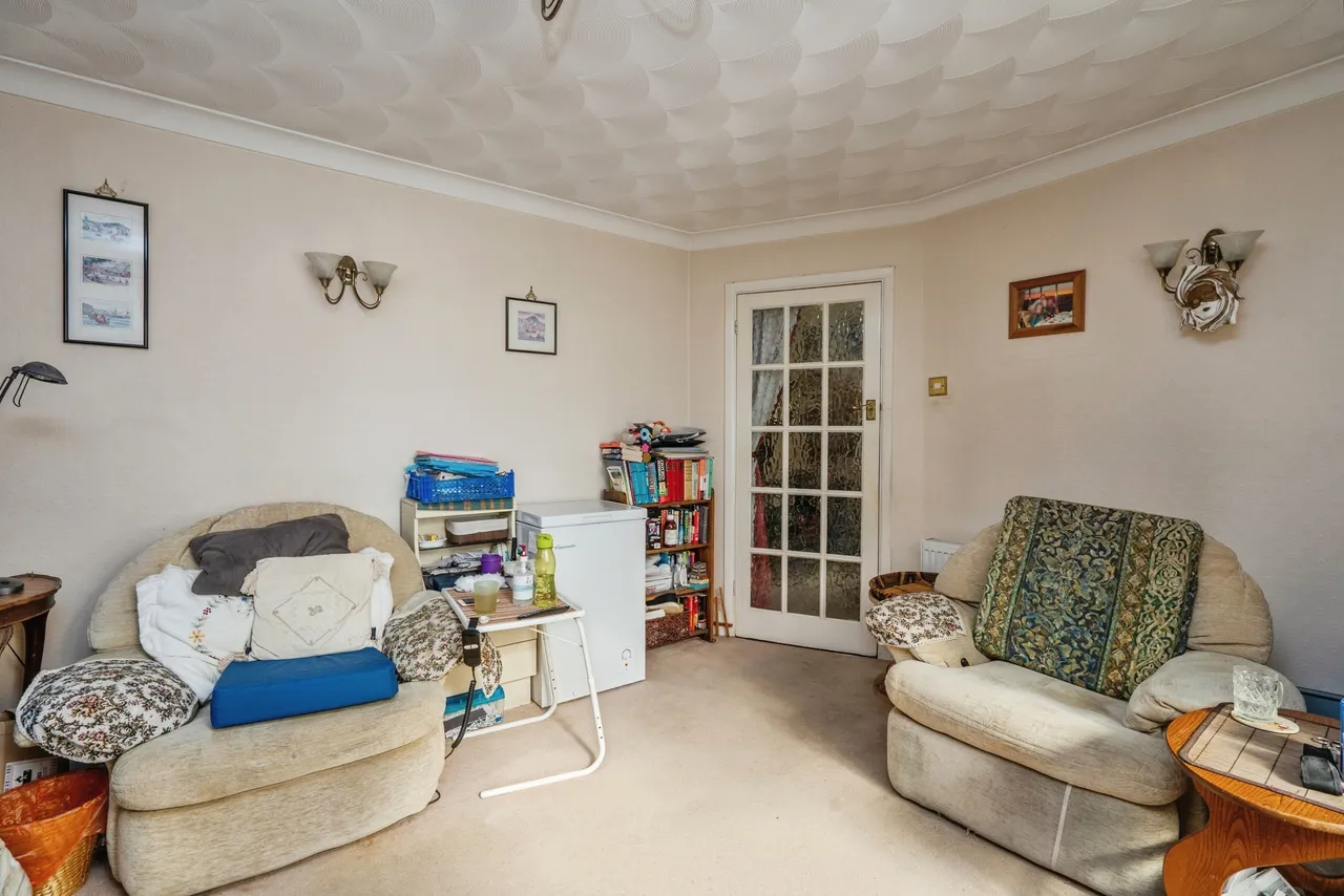 Edward Grove, Portchester, PO16, photo 6