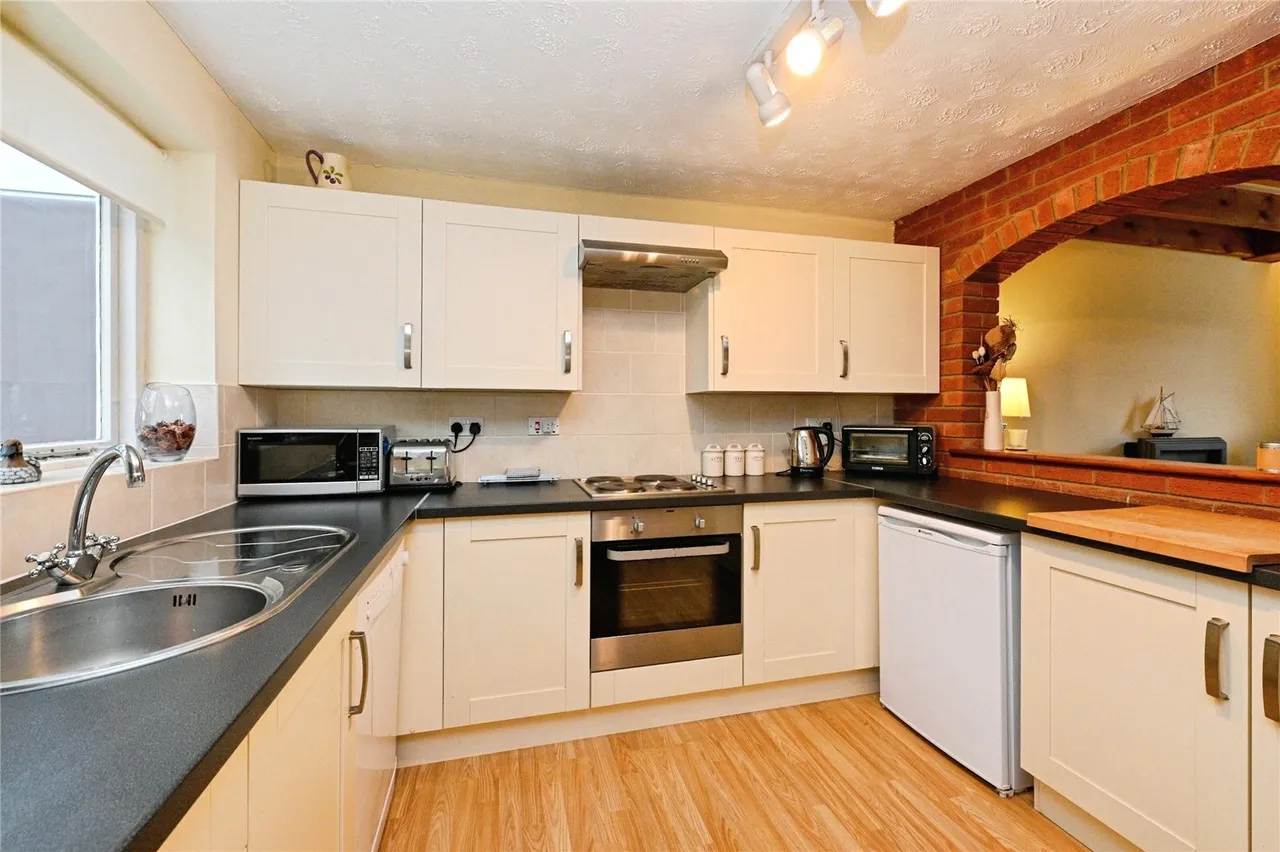 Johnson Crescent, Heacham, King's Lynn, Norfolk, PE31, photo 5