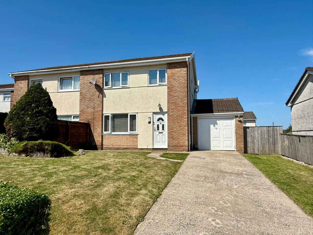 3 bed house for sale, Clos Trafle, Gowerton, SA4