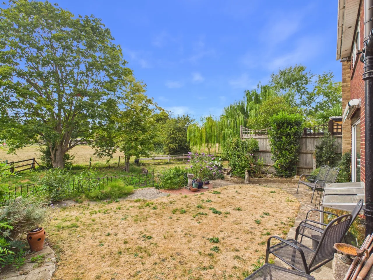 Hereford Close, Laleham, TW18, photo 9