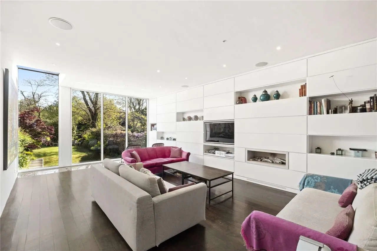 Elsynge Road, London, SW18 2HW, photo 2