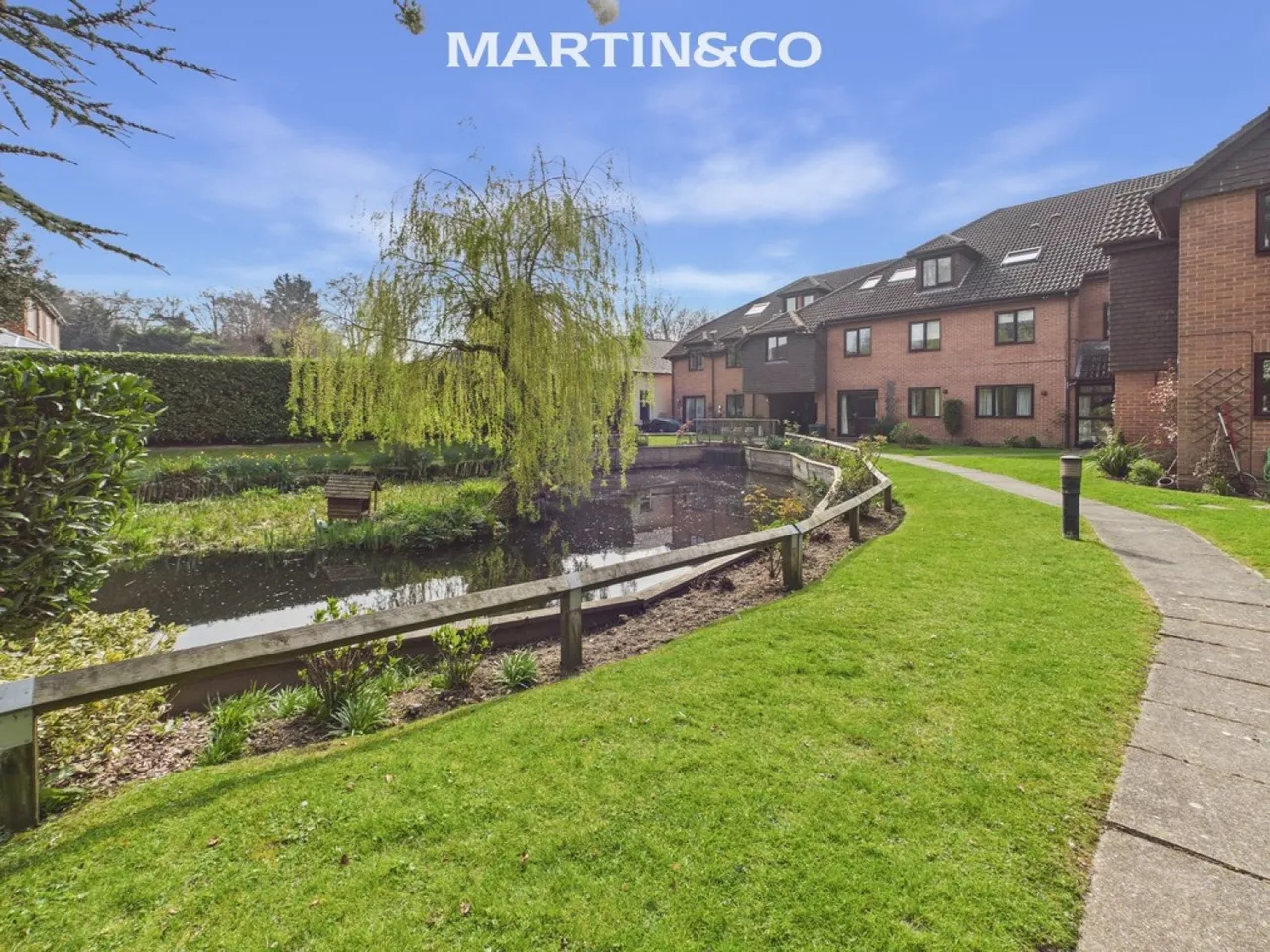Willow Court, Reading Road, photo 10
