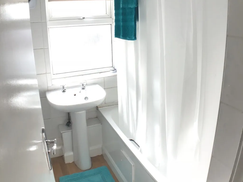 Rolleston Drive, Nottingham, NG7, photo 10