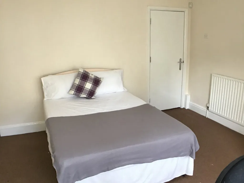 Rolleston Drive, Nottingham, NG7, photo 4