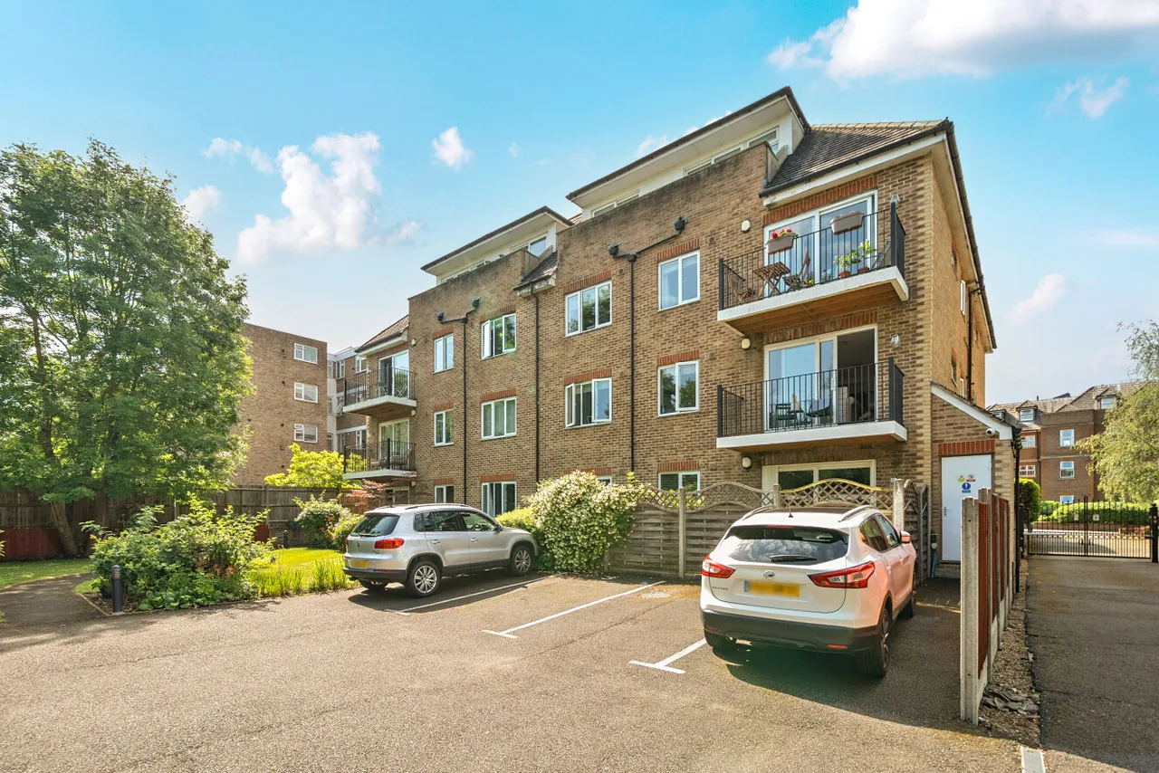 Albemarle Road, Beckenham, Kent, BR3, photo 10