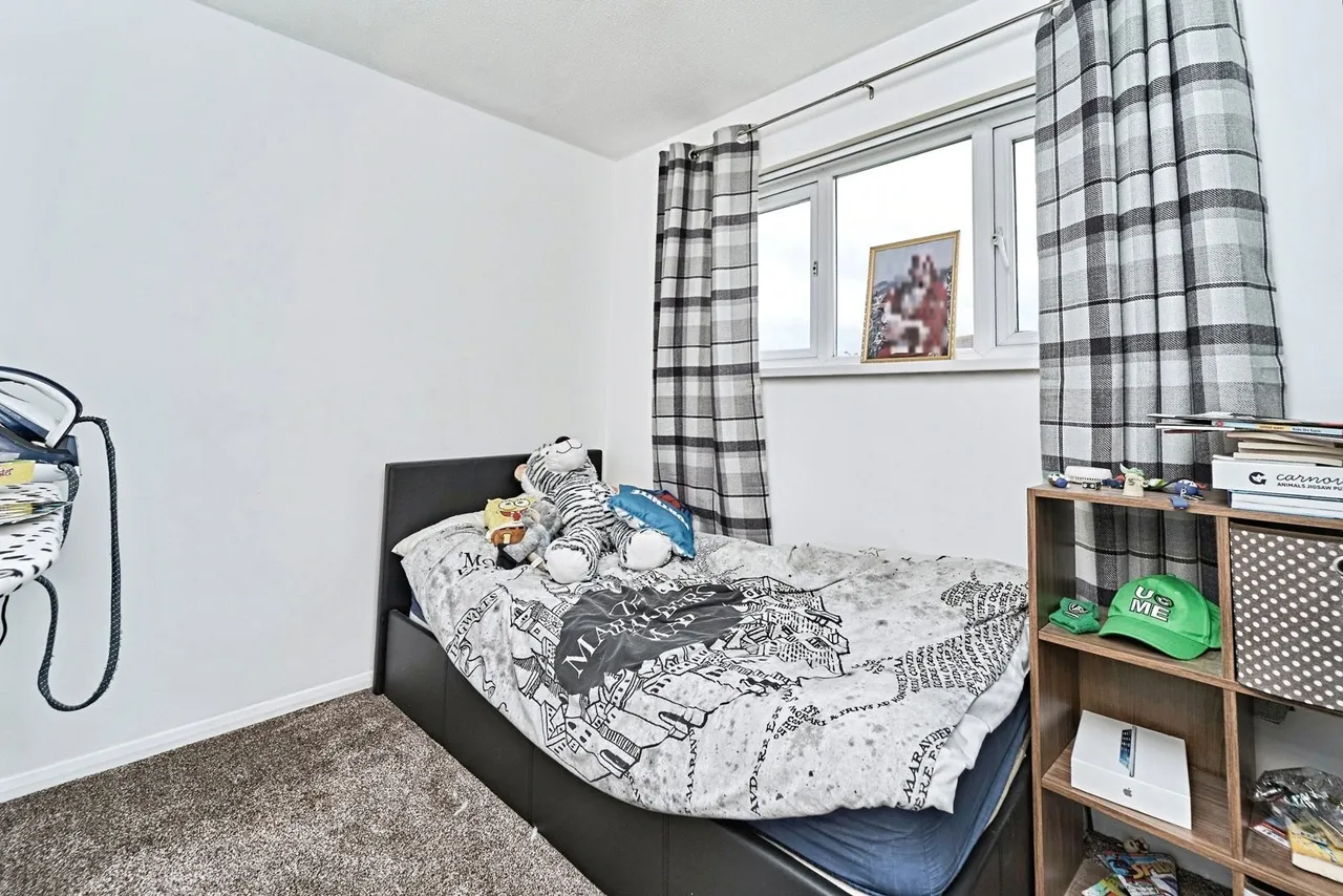 Old Walsall Road, B42, photo 15