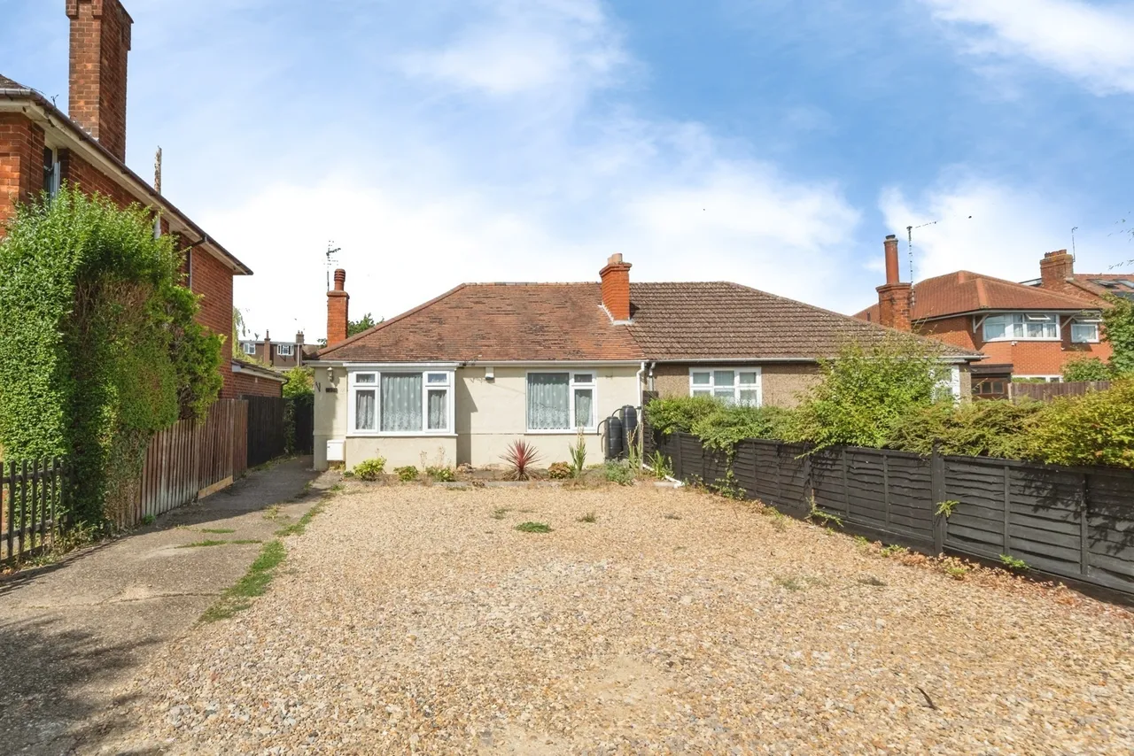 Stratford Road, Roade, Northampton, Northamptonshire, NN7, photo 17