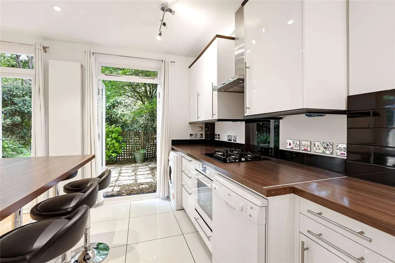 Buckland Crescent, London, NW3 5DJ, photo 12