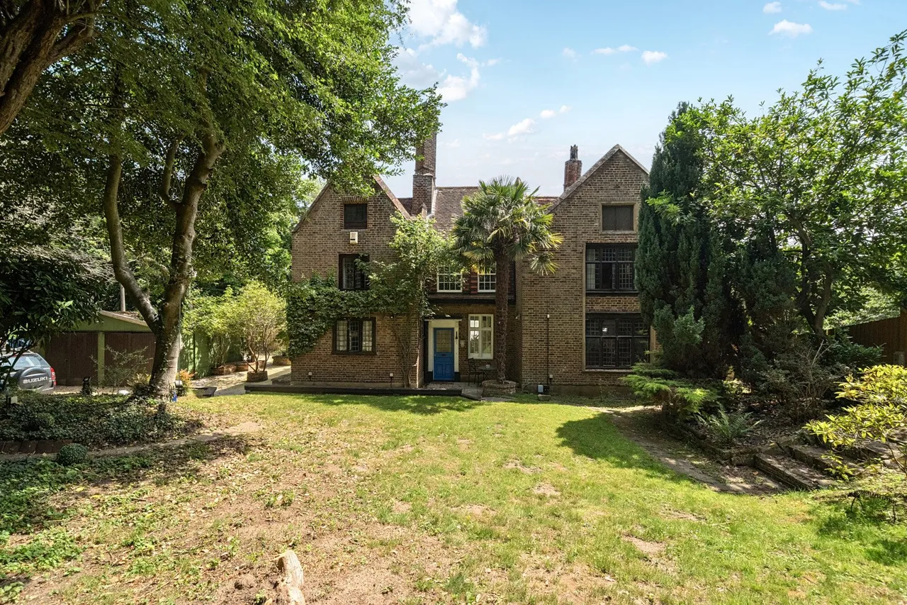 4 bed house for sale — Chapmans Lane, BR5