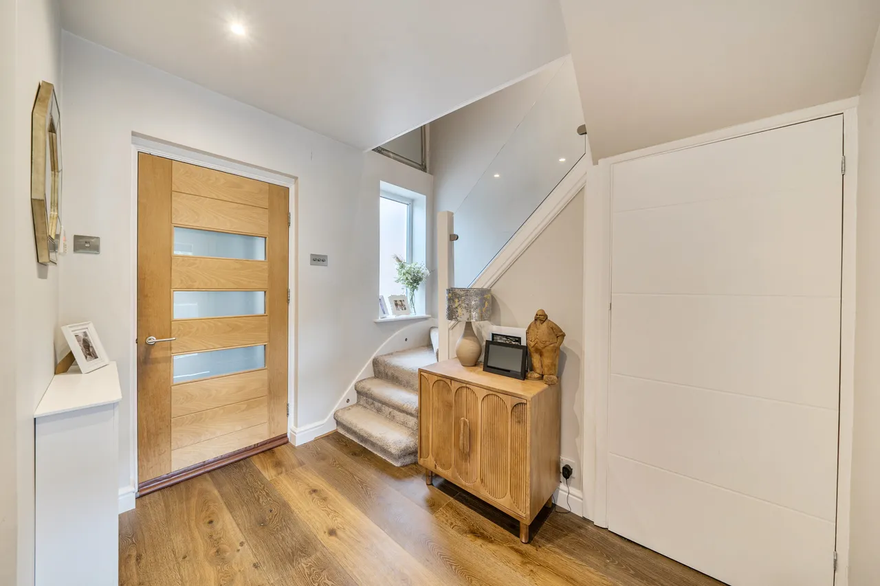 Evelyn Avenue, Ruislip, HA4, photo 5