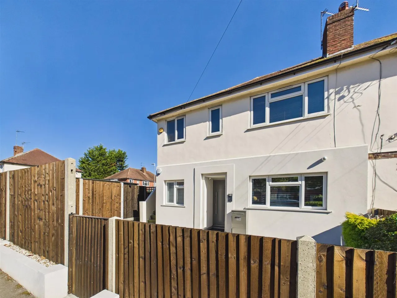 2 bed property for sale, West End Road, Ruislip, HA4
