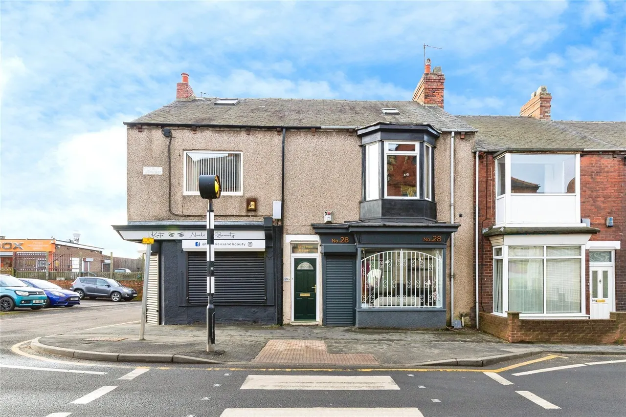 3 bed flat for sale — Morton Crescent, Fencehouses, Houghton Le Spring, Tyne and Wear, DH4