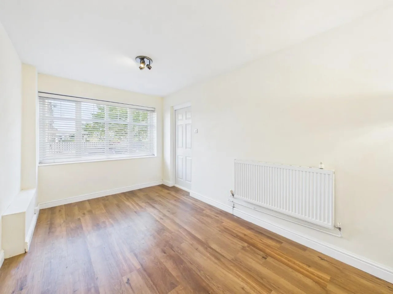 Whitestone Drive, East Morton, BD20, photo 4