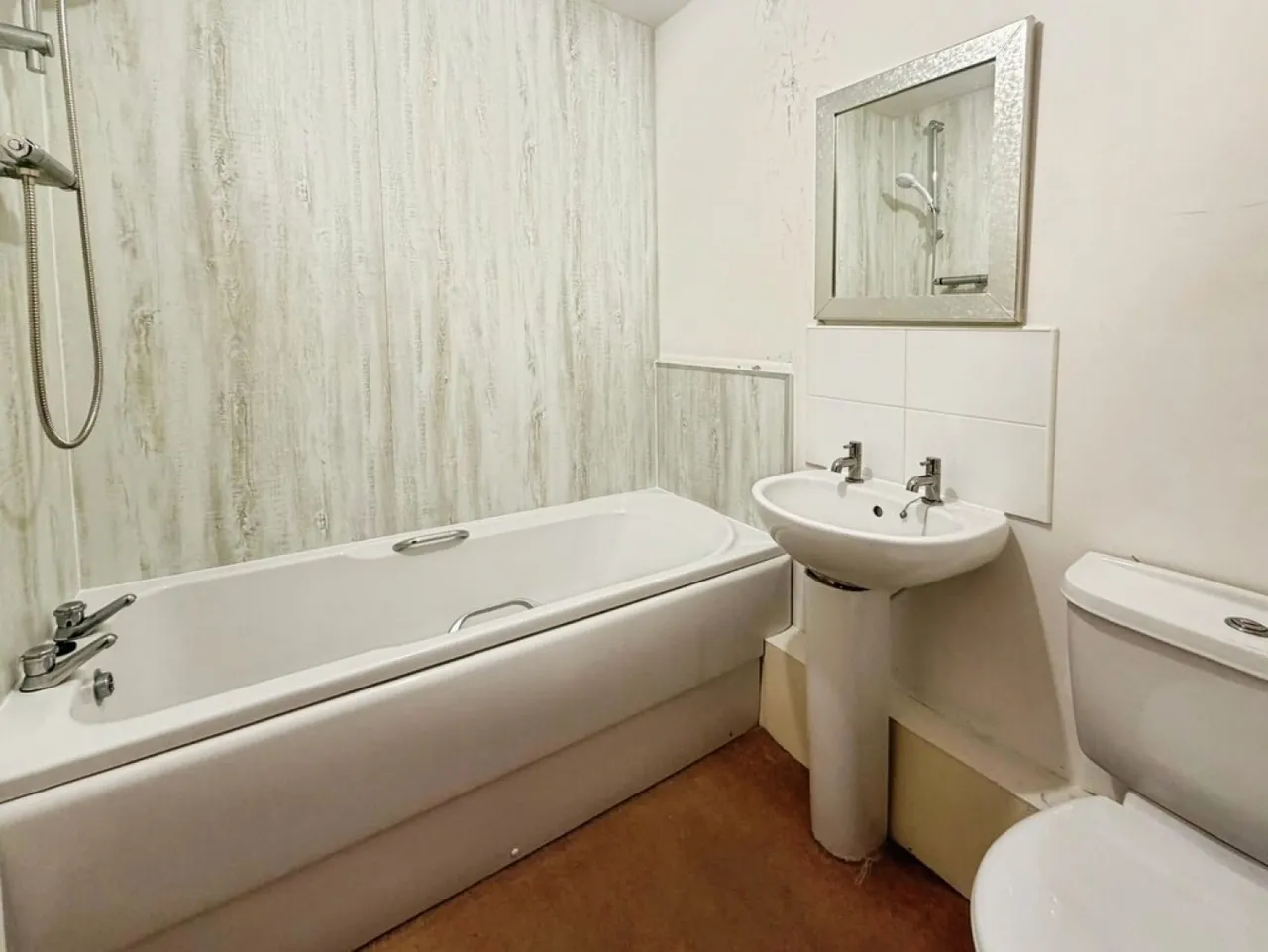 Garden Vale, Leigh, WN7, photo 9