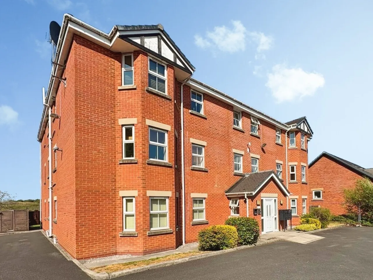 1 bed flat to rent, Garden Vale, Leigh, WN7