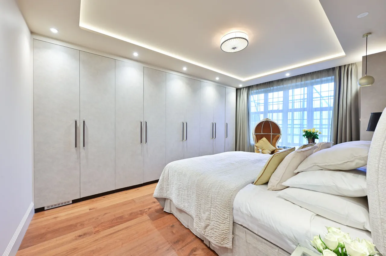 74 Highlands Heath, Portsmouth Road, London, photo 8