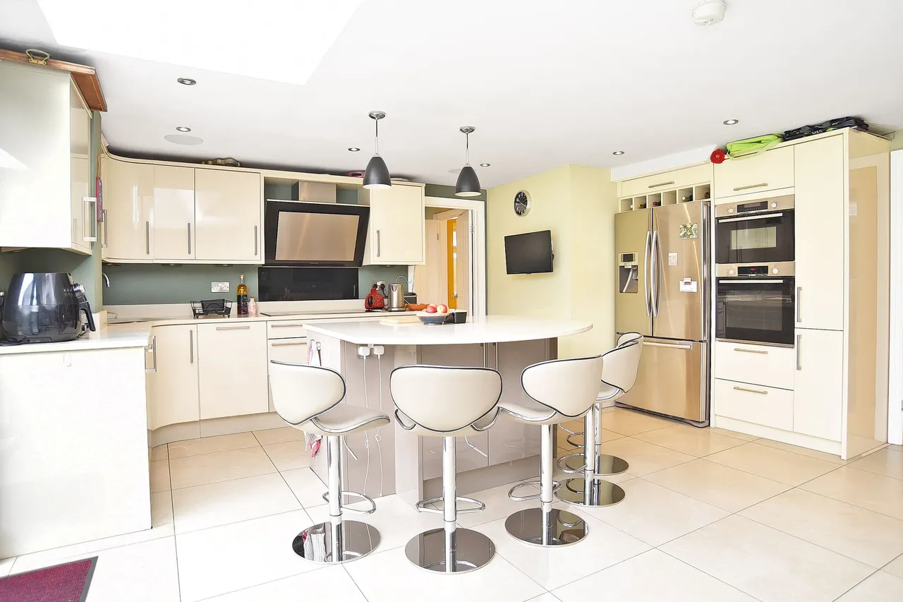 St. Catherines Road, Harrogate, HG2, photo 4