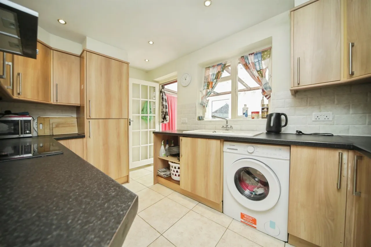 Lancaster Close, Chedburgh, BURY ST. EDMUNDS, photo 4