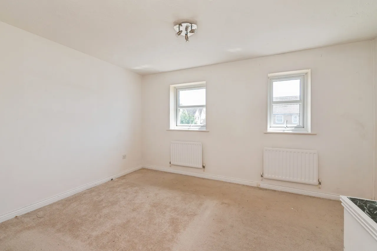 Napier Crescent, Wickford, SS12, photo 4