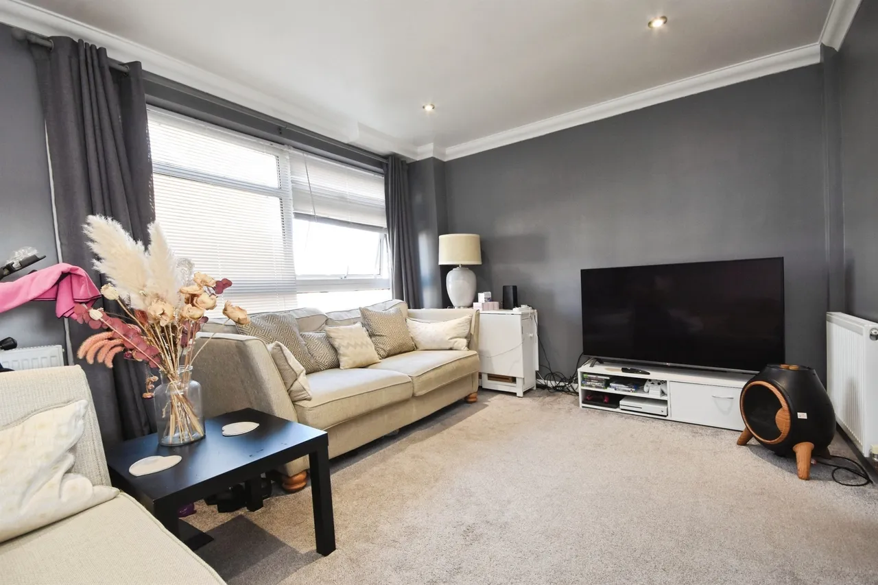 Waveney Drive, Chelmsford, CM1, photo 9