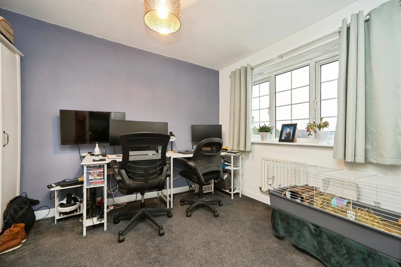 Broadlands Avenue, Pudsey, LS28, photo 13