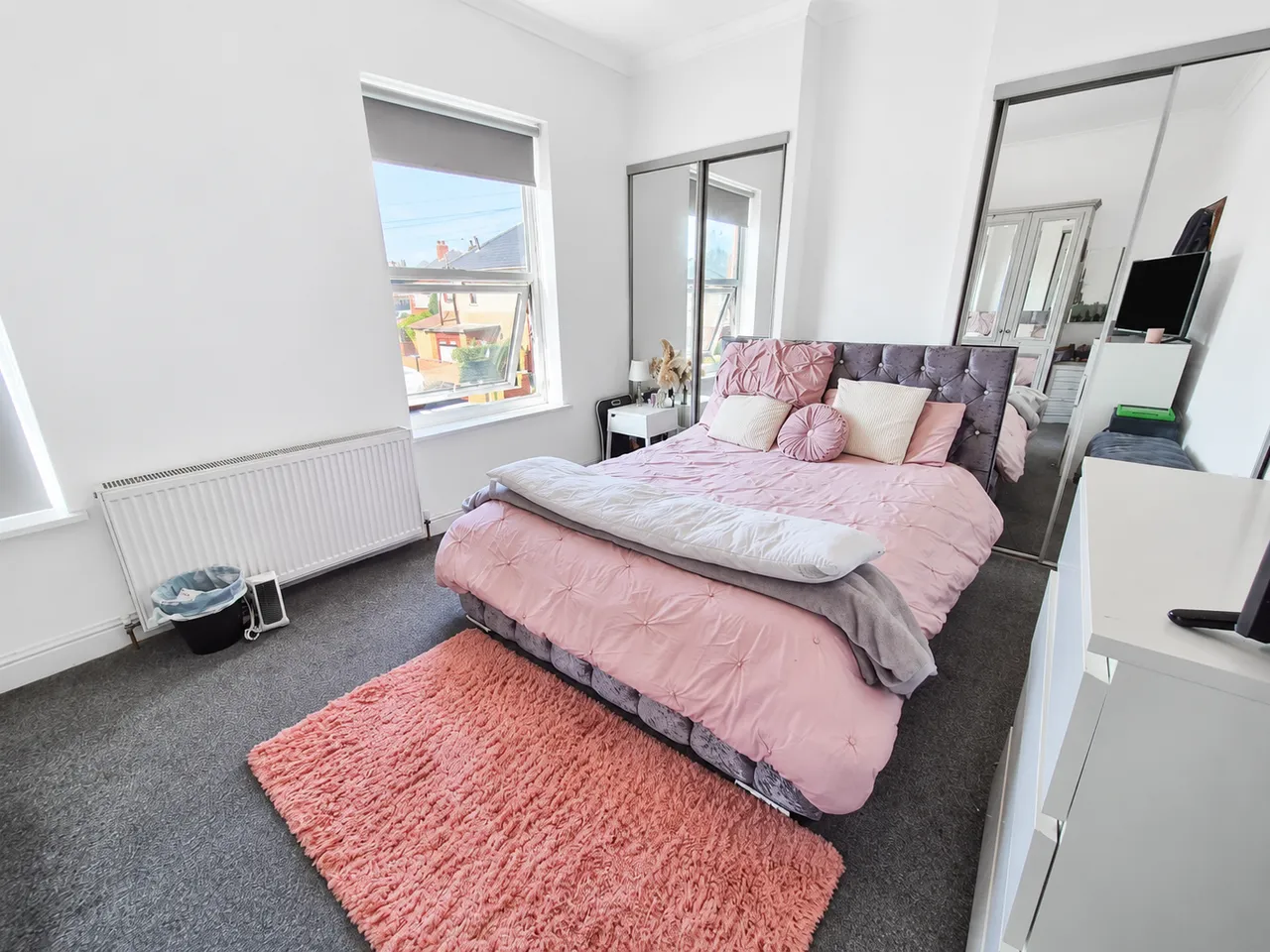 Laburnum Road, Denton, M34, photo 6