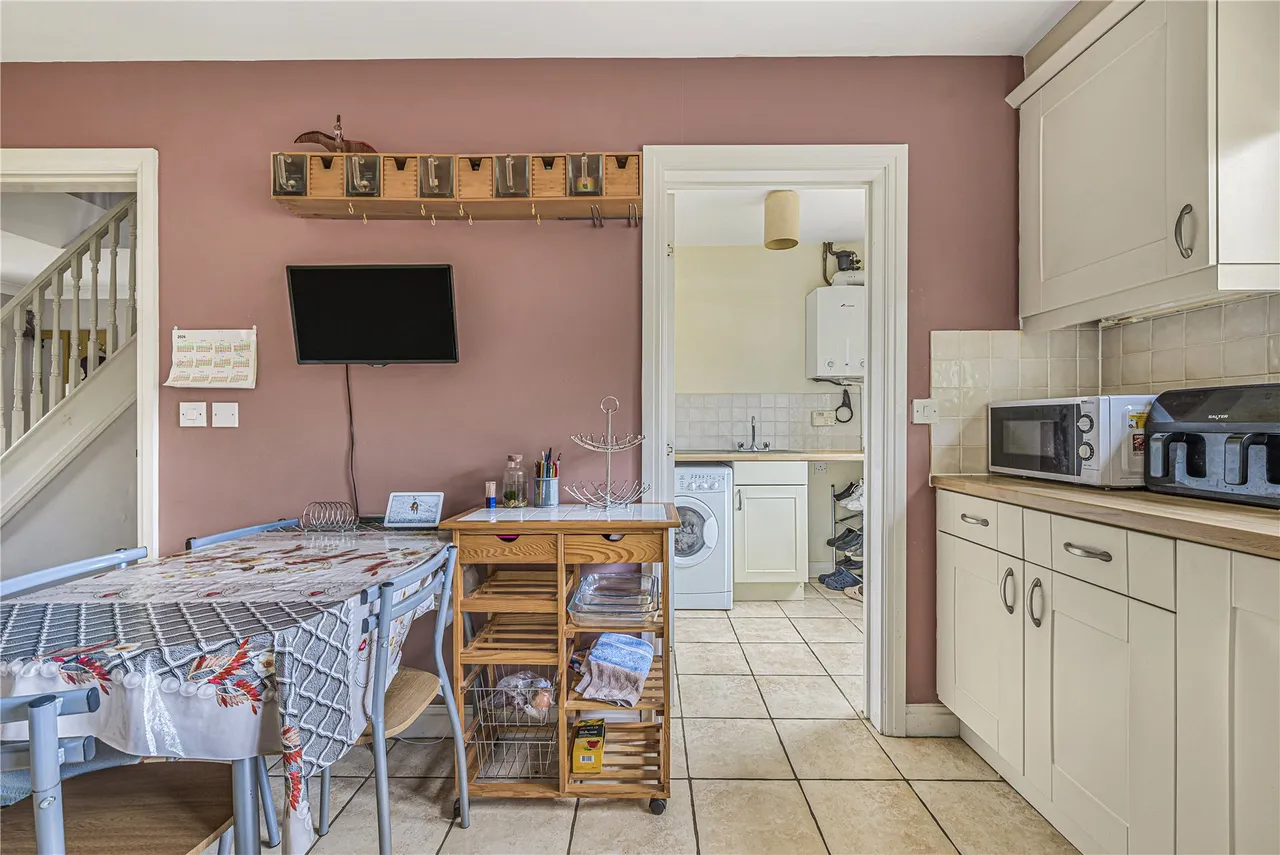 Florence Way, Knaphill, GU21, photo 10