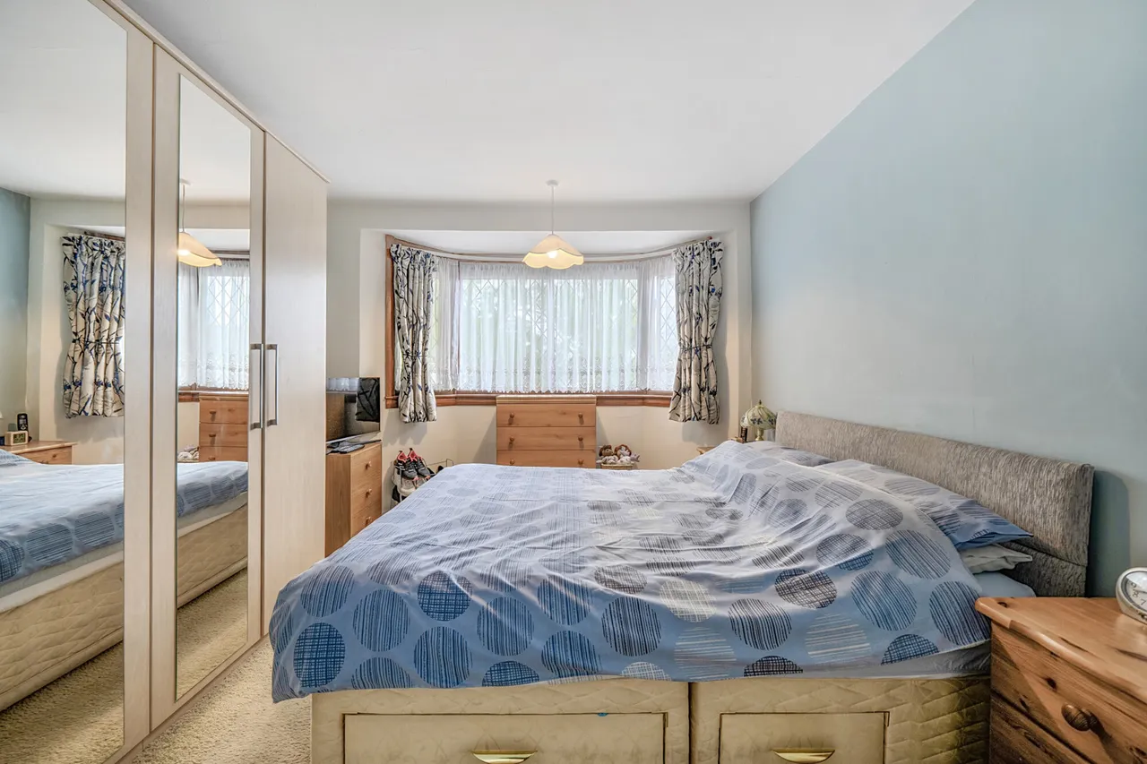 Halsbury Road West, Northolt, UB5, photo 16
