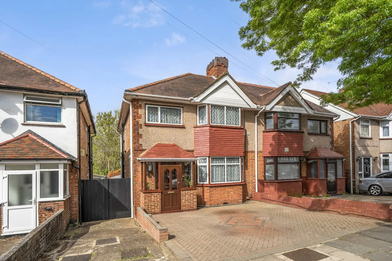 Halsbury Road West, Northolt, UB5, photo 20