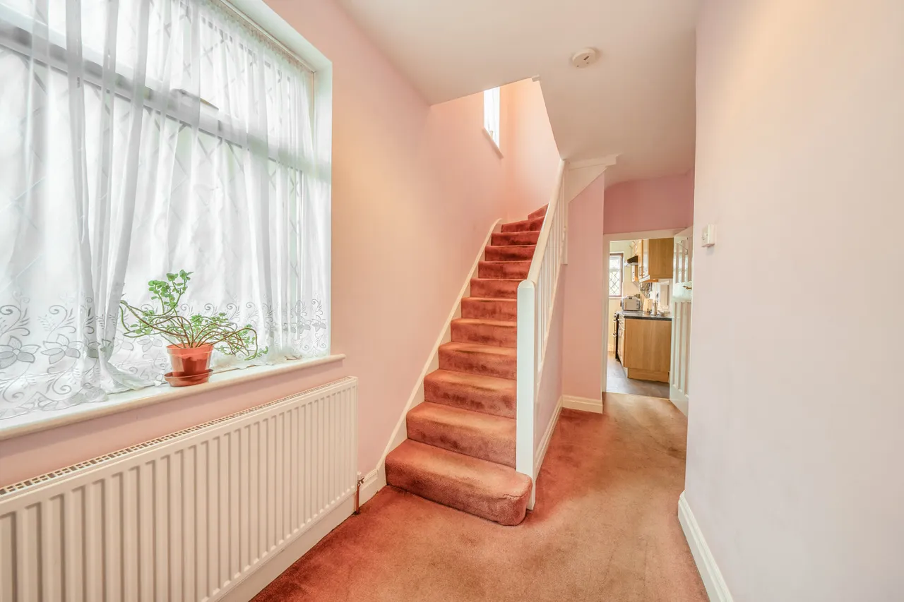 Halsbury Road West, Northolt, UB5, photo 6