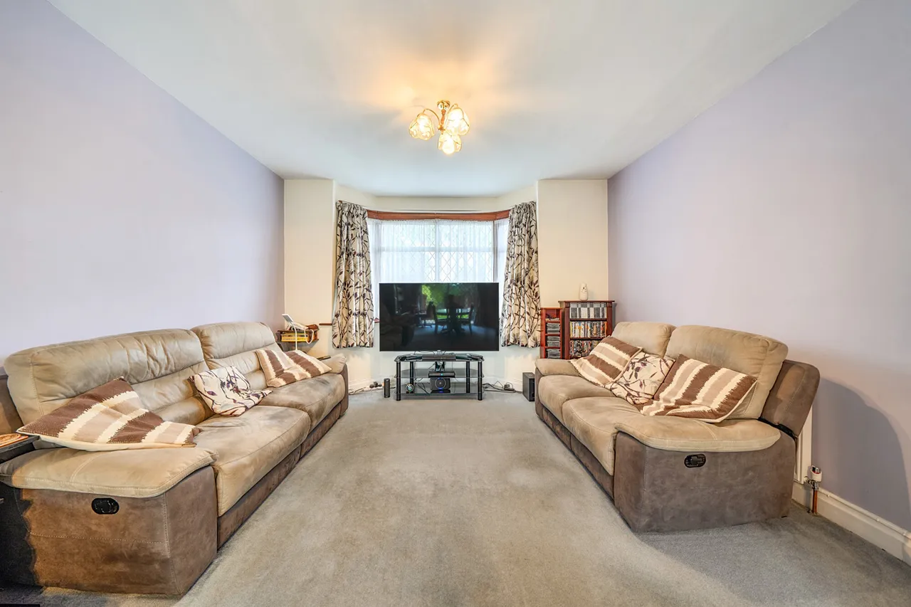 Halsbury Road West, Northolt, UB5, photo 12