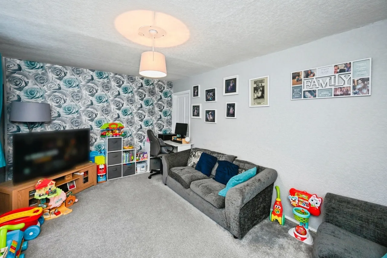 Birks Road, Mansfield, Nottinghamshire, NG19, photo 7