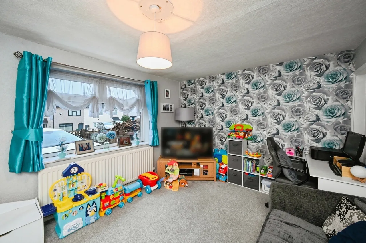 Birks Road, Mansfield, Nottinghamshire, NG19, photo 6