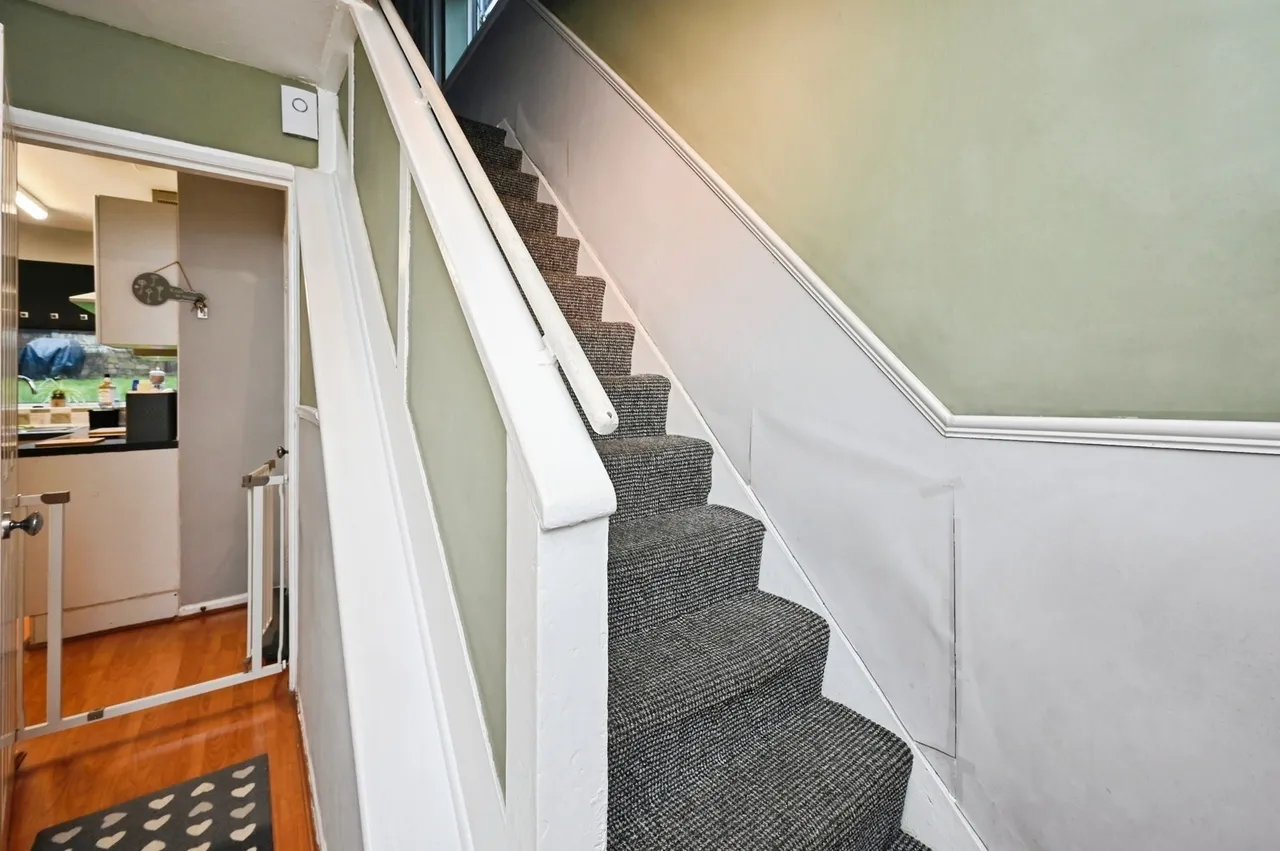 Birks Road, Mansfield, Nottinghamshire, NG19, photo 5